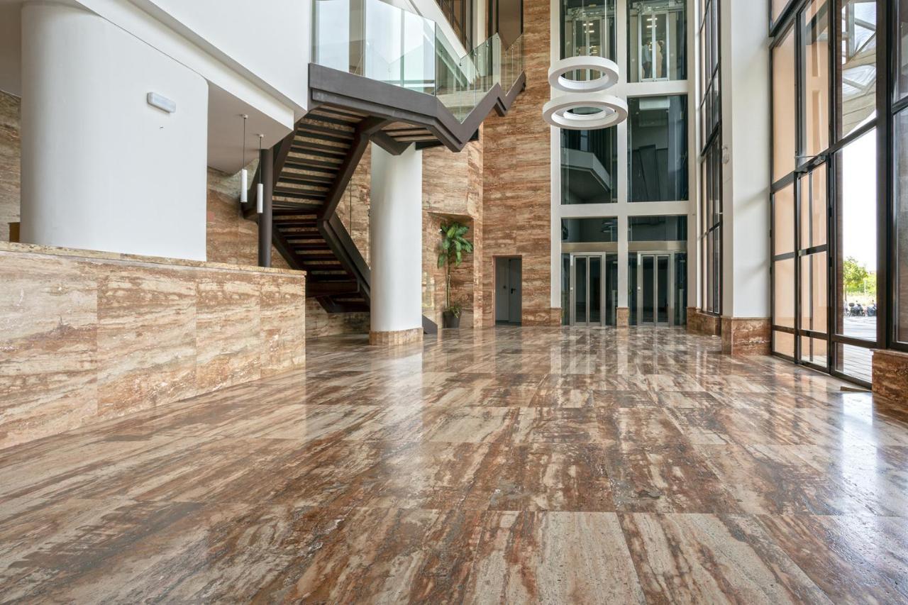-Malagasunapts-Skygarden Teatinos Pool Playground Εξωτερικό φωτογραφία