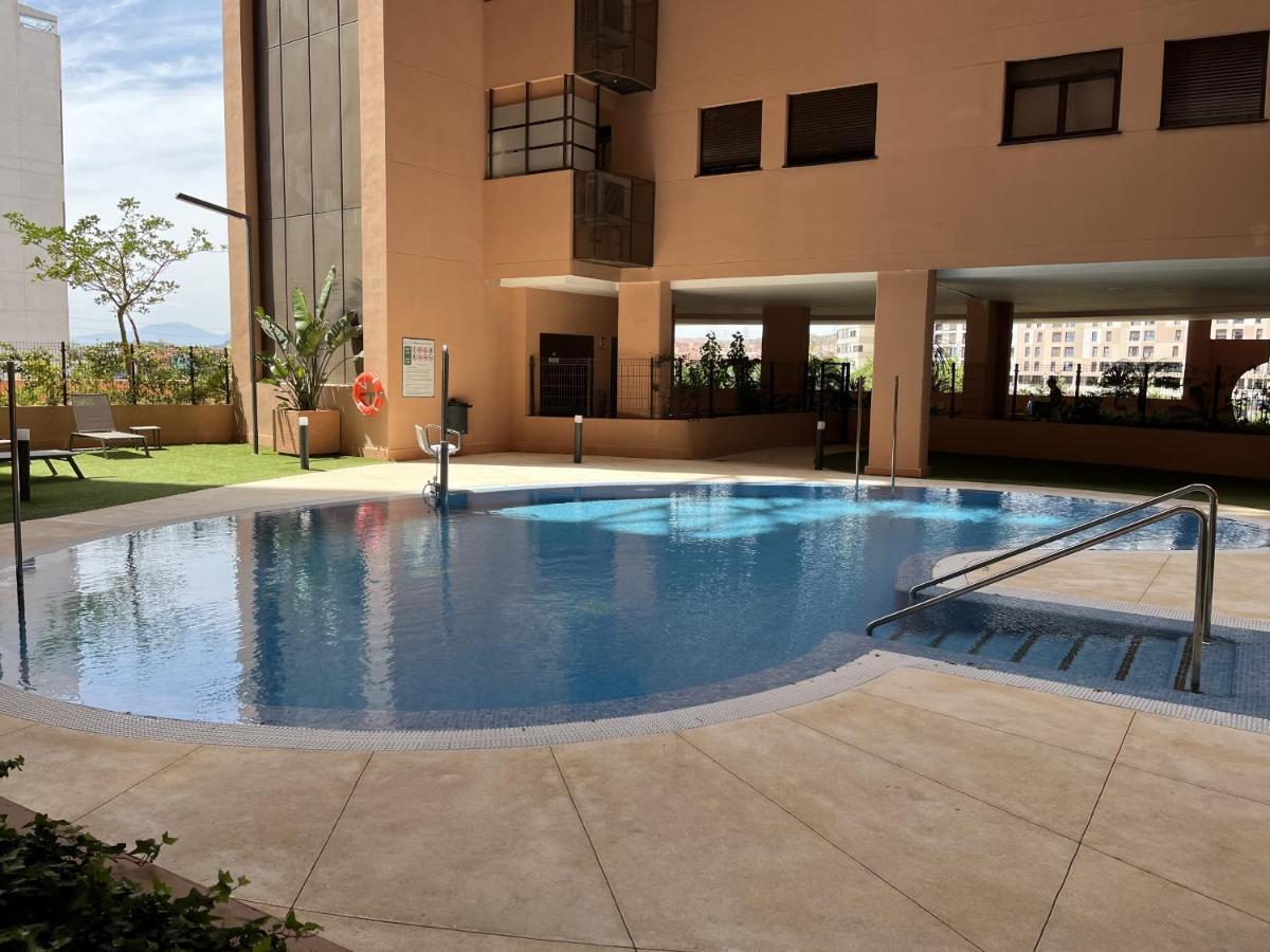 -Malagasunapts-Skygarden Teatinos Pool Playground Εξωτερικό φωτογραφία